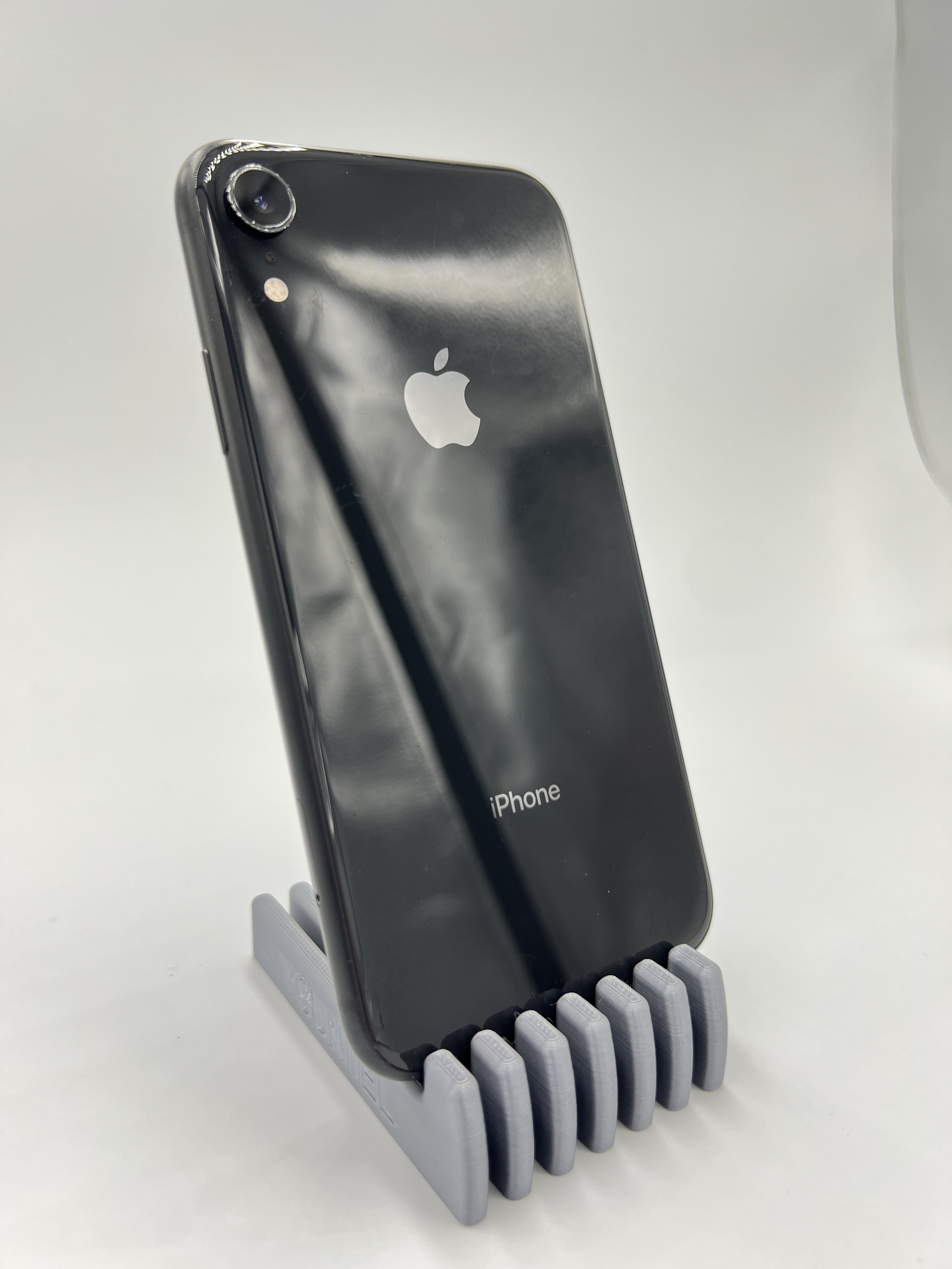 Apple iPhone XR 128GB Black Neverlock