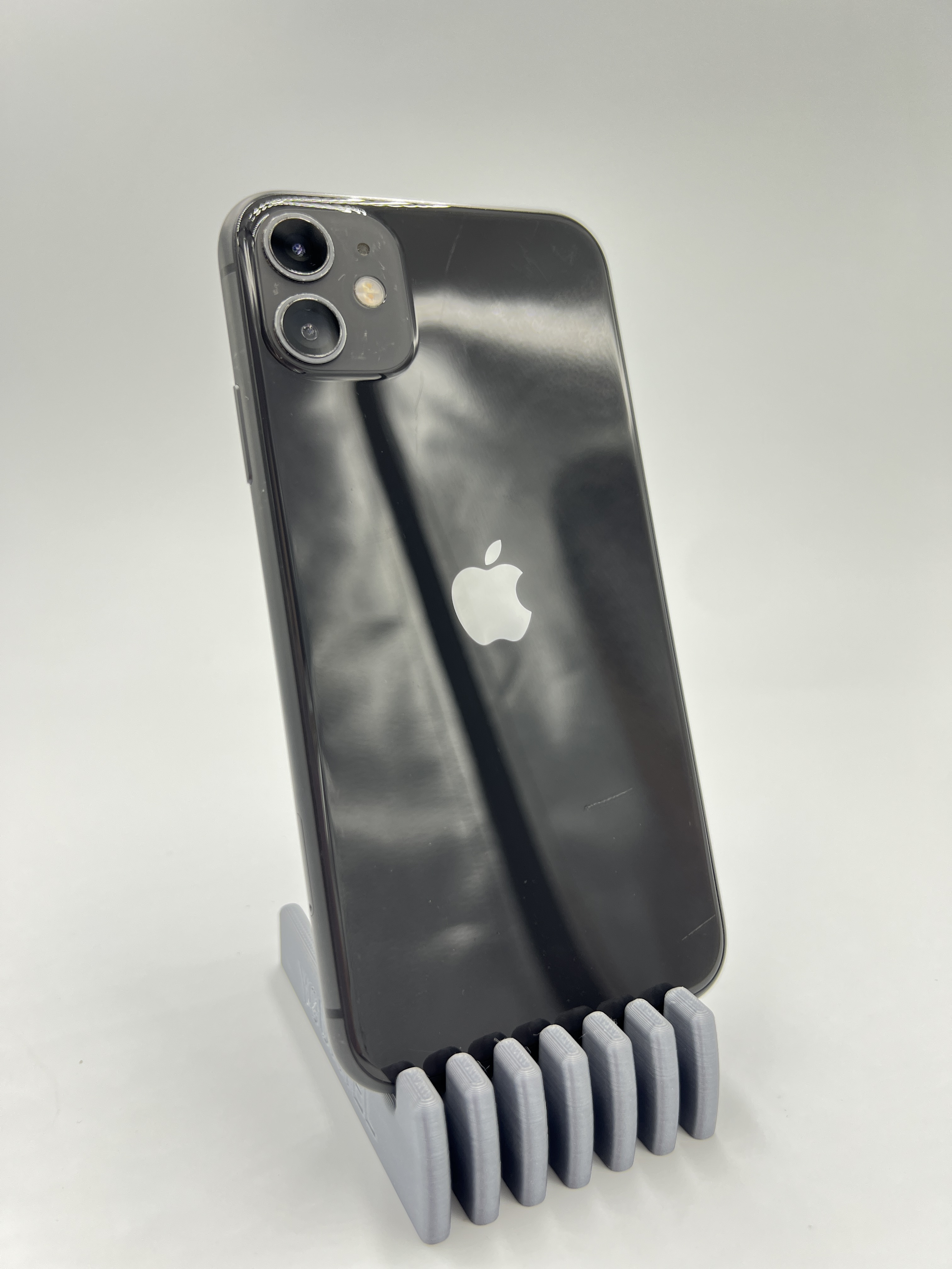 Apple iPhone 11 64GB Black Neverlock