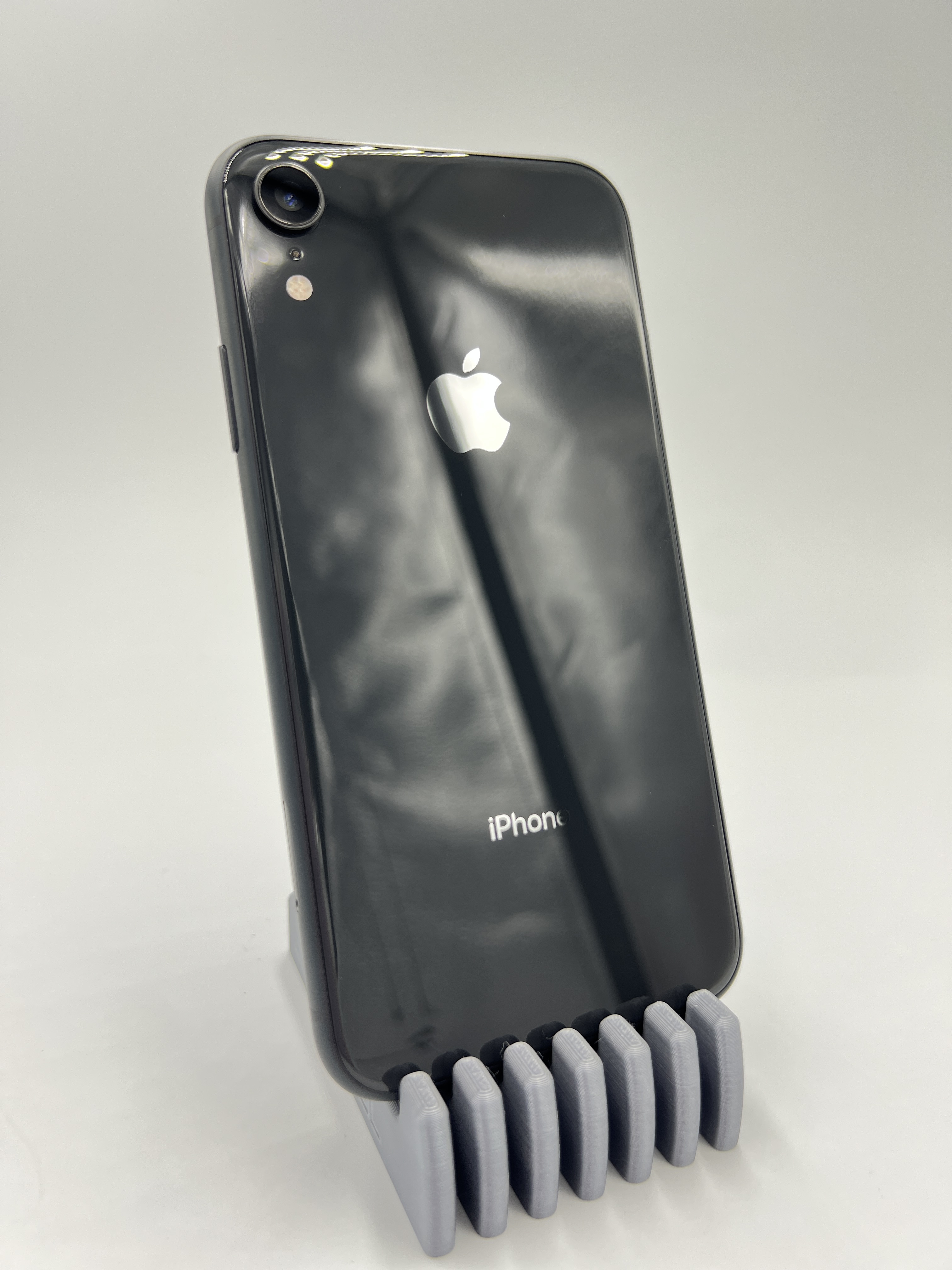 Apple iPhone XR 64GB Black Neverlock