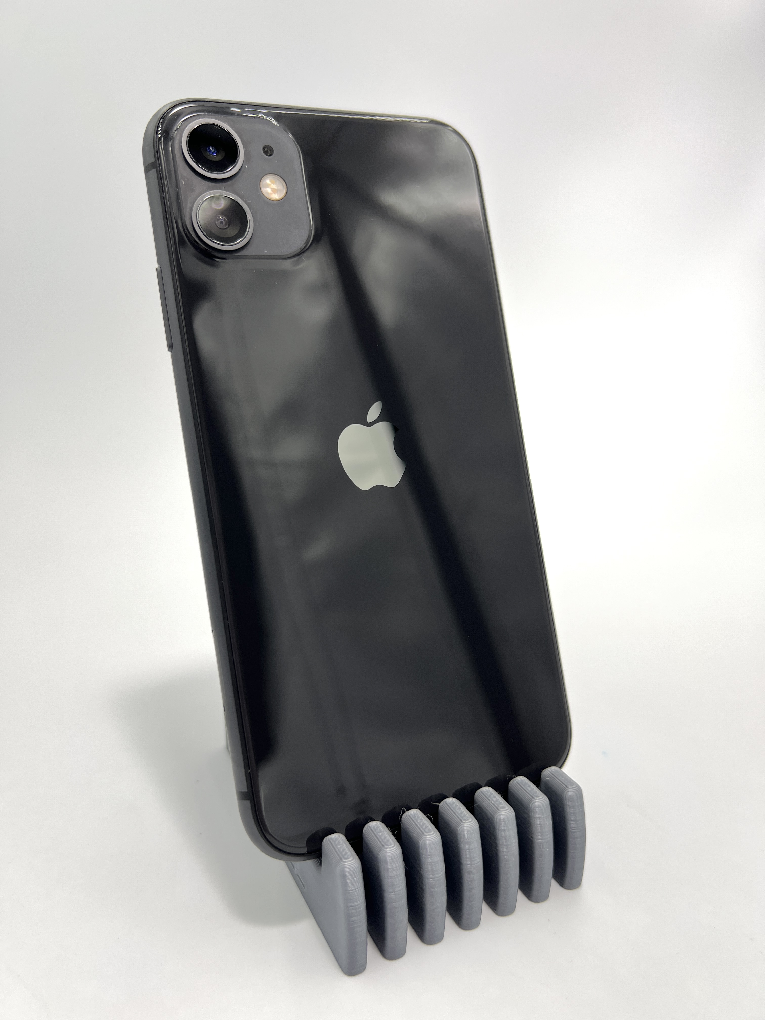 Apple iPhone 11 64GB Black Neverlock
